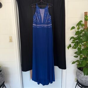 Elegant Blue Evening Gown